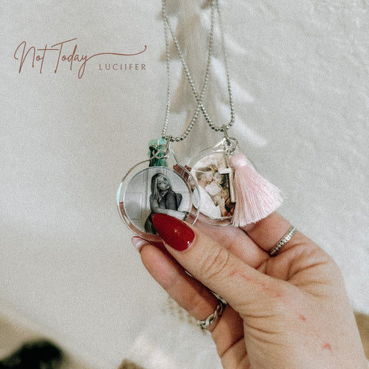 Small Circle Personalized Car Charm Rearview Picture Hanger