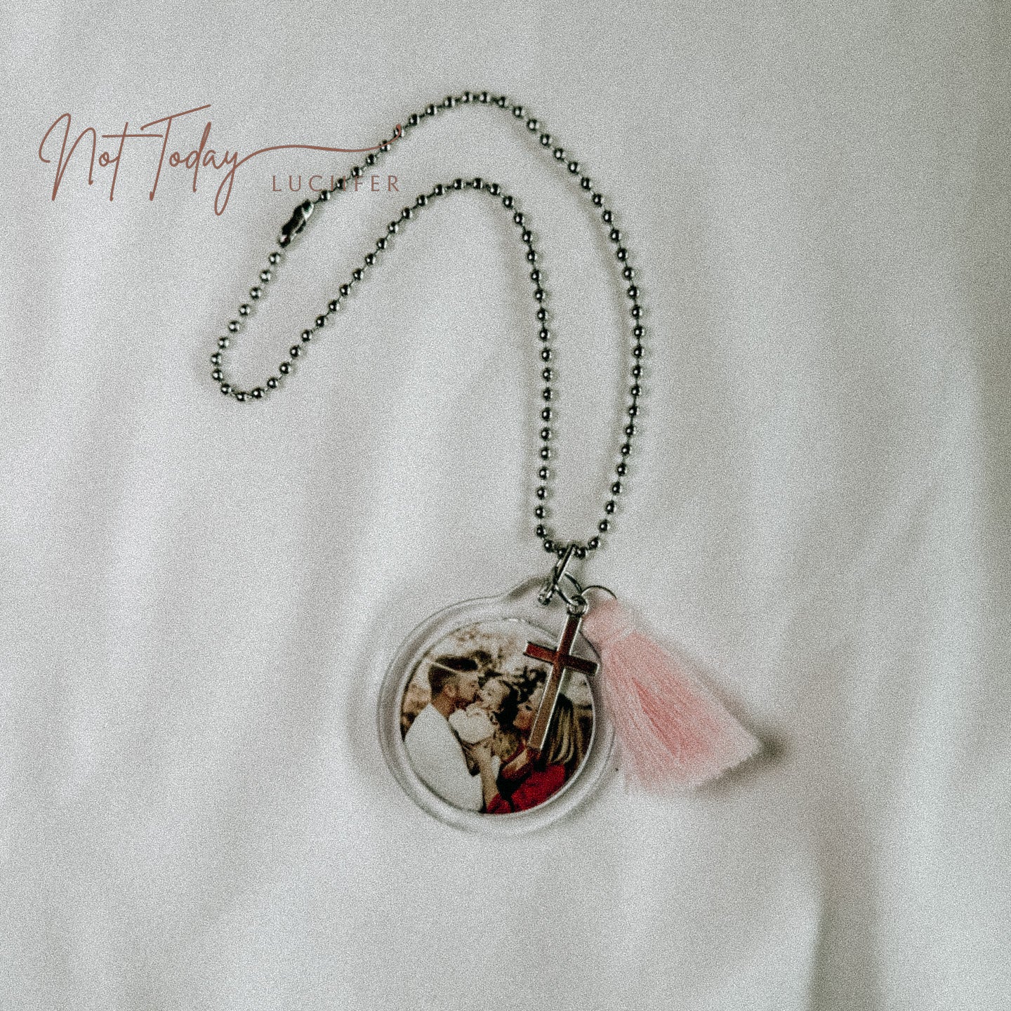 Small Circle Personalized Car Charm Rearview Picture Hanger